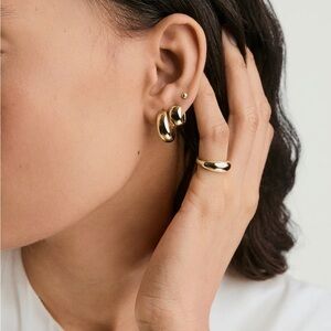 New Mejuri Gold Vermeil Dome Hoops